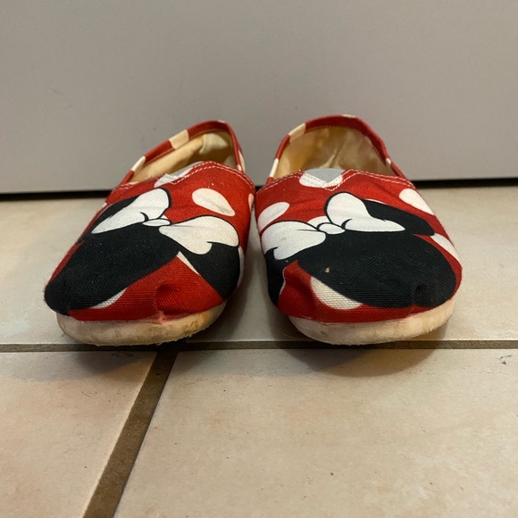 Toms Shoes - Minnie Mouse Toms